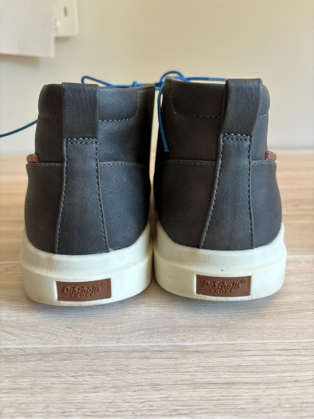 Dr. Scholl's Men's Madison Chukka Boots w/ Blue Laces Men’s Size 10.5 EUC - Picture 3 of 8